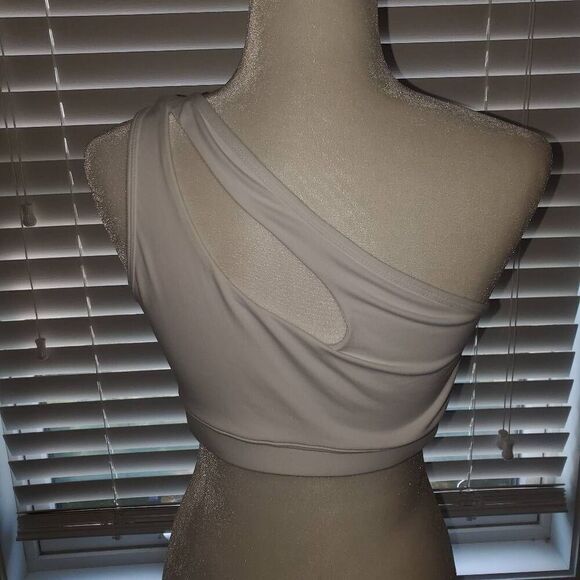 NWOT White One Shoulder Cutout Sports Bra Size Large - Picture 3 of 7